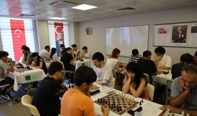EFEST’te satranç heyecanı