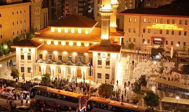 Gaziantep’ten Umre’ye gidecek ilk kafile uğurlandı