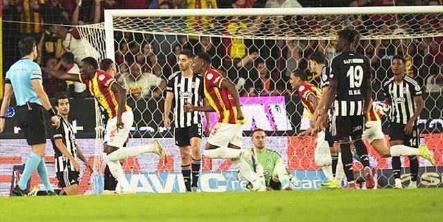 Göztepe 3-0 Beşiktaş (Maç Sonucu) Göztepe İzmir’de Kartal’a geçit vermedi!