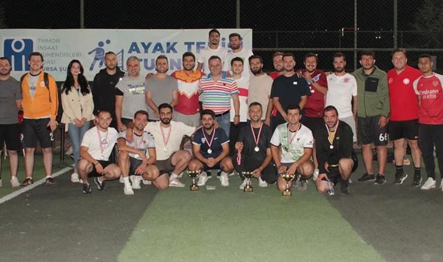 İMO Bursa Şubesi’nden ayak tenisi turnuvası