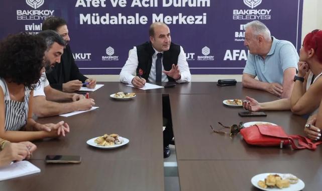 İstanbul Bakırköy’de muhtarlarla deprem hazırlık toplantısı