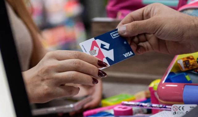 İzmir eğitim destekleriyle nefes aldırdı