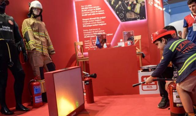 İzmir’de alevler sanal, heyecan gerçek