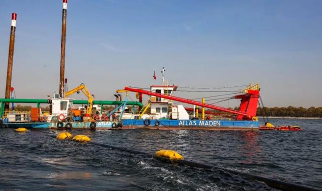 İzmit Körfezi çamurdan temizlendikçe Maldivler’e benzemeye başladı