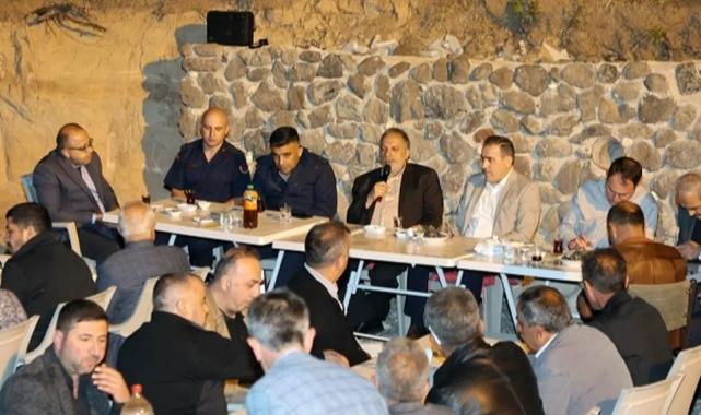 Kayseri Talas’ta muhtarlardan Mengücek buluşması