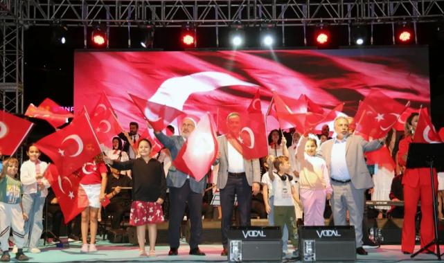 Kayseri Talas’ta Zafer Haftası türkülerle şenlendi
