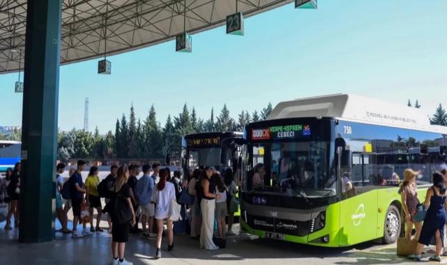 Kocaeli Büyükşehir’in 800CK hattı 105 bin yolcuyla rekor kırdı