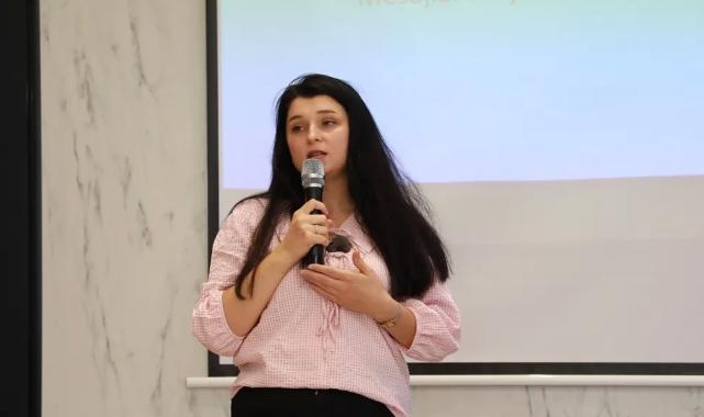 Konya Karatay’da ‘hoş kubbe’de çocuklar eğleniyor ailelere öğreniyor