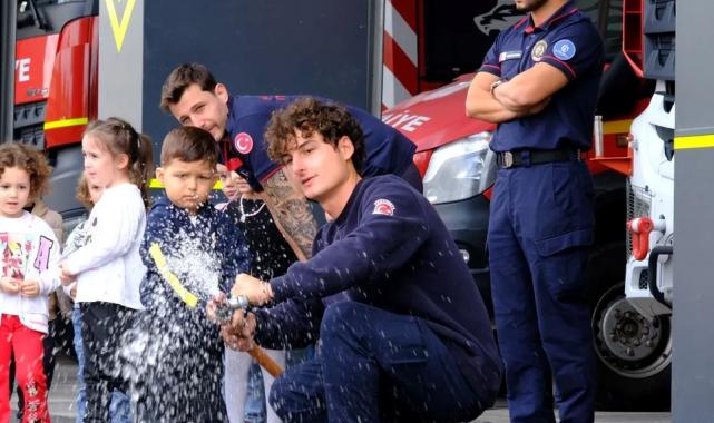 Lokomotifin miniklerinden itfaiye ziyareti