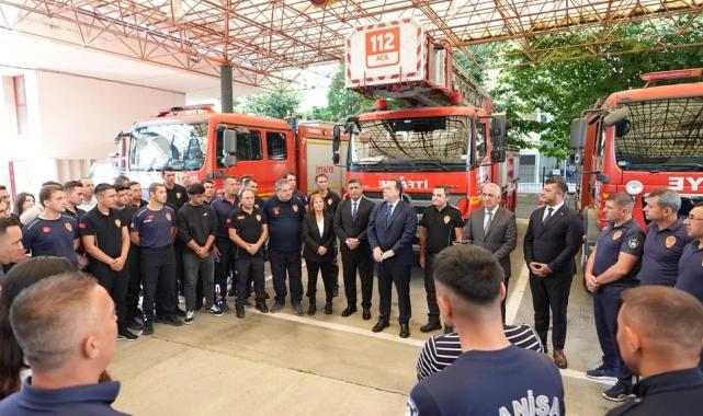 Manisa’da Başkan Dutlulu’dan itfaiyecilere ziyaret