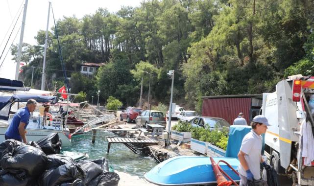 Muğla’nın eşsiz koylarında 31 ton atık toplandı