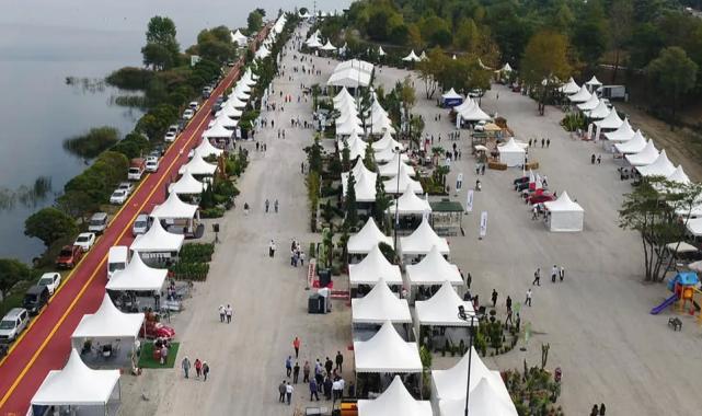 Sakarya Büyükşehir’den dev fuara ücretsiz ulaşım