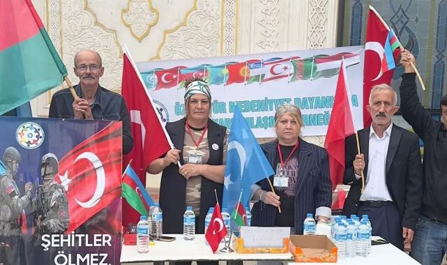 Türk Aksakallılar Birliği’nden Karabağ Şehitleri için Gebze’de helva ikramı