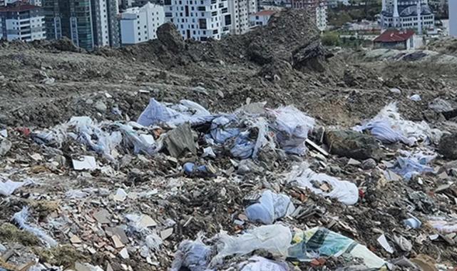 Uyarıya rağmen çöpleri toplamayan belediyeye ‘Çevre’ cezası!