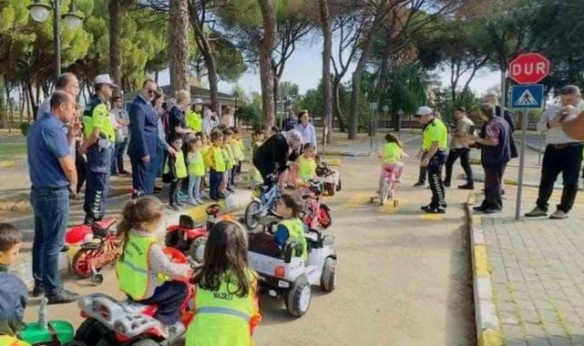 Aydın Nazilli’de minik trafik dedektifleri iş başında