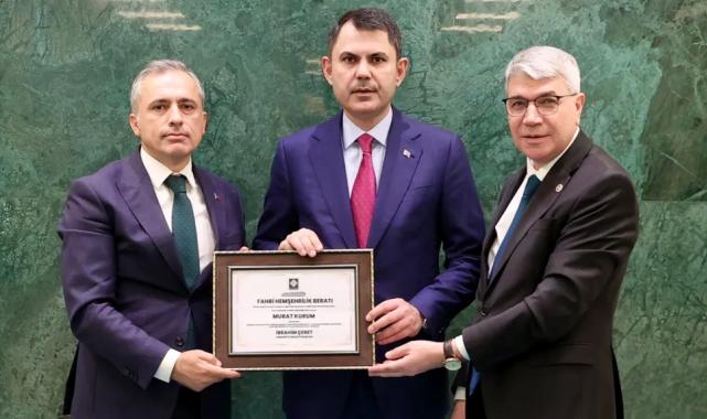 Bakan Kurum’a bir fahri unvan da Osmaniye’den