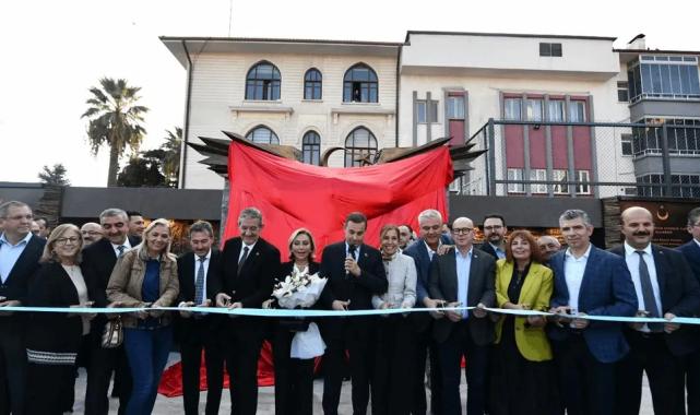 Balıkesir Cumhuriyet Meydanı 2. etabı açıldı