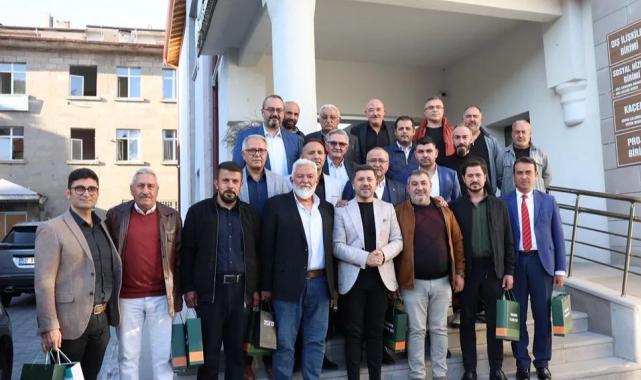 Başkan Rasim Arı Nevşehirli muhtarlarla buluştu