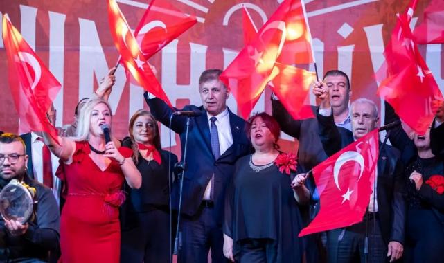 Başkan Tugay: İzmir Cumhuriyetin kuruluşunun kentidir