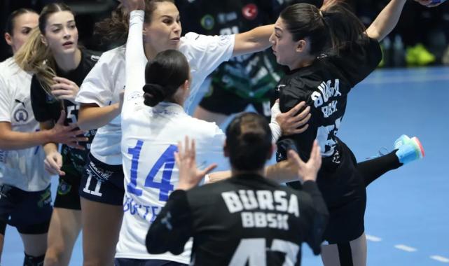 Bursa Büyükşehir Armada Praxis Yalıkavak’ı mağlup etti