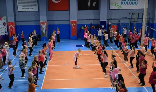 Bursa Büyükşehir kadınları sporla buluşturuyor