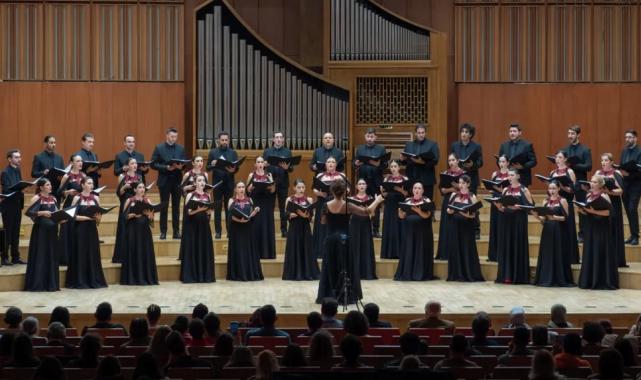 Bursa Çoksesli Korosu Ankara’da sahne aldı
