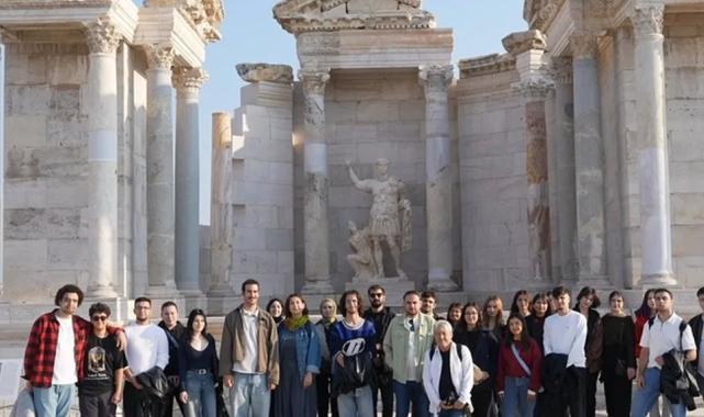 Denizli Büyükşehir’den gençlere yönelik turizm atağı