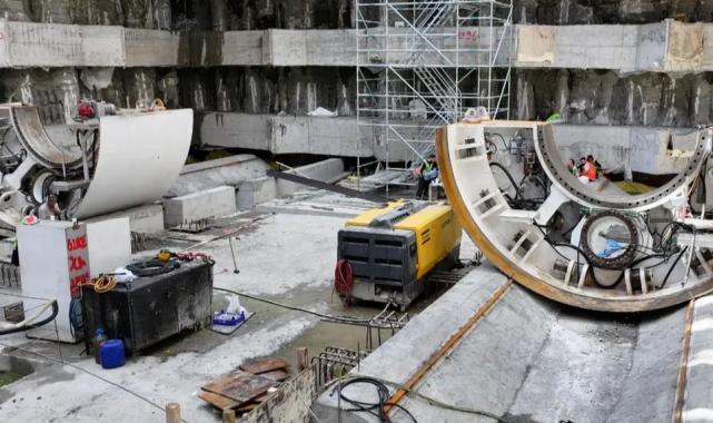 Dev köstebeklerden ikisinin daha montajı başladı