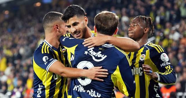 Fenerbahçe 2-1 Fatih Karagümrük (Maç Sonucu) Fener evinde hata yapmadı!