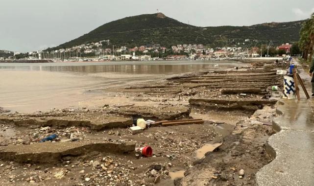 Foça’da sel felaketi sonrası yaraların sarılması için seferberlik başladı… Kayıp kişi halen aranıyor!
