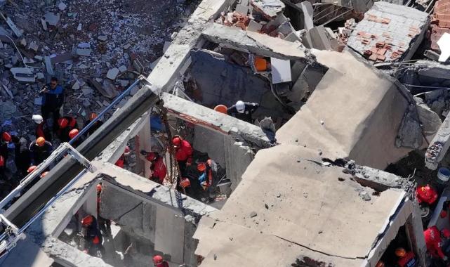 Gebze’de çöken binadan 2 acı haber daha! Ölü sayısı 4 oldu