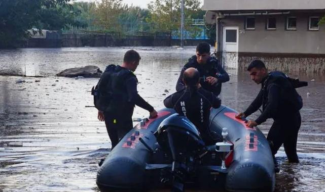 Hatay Payas’ta sel felaketi! Üst düzey heyet sahada