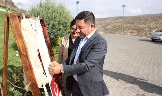 “İlmek İlmek Türkiye” projesinde son ilmek Başkan Arı’dan