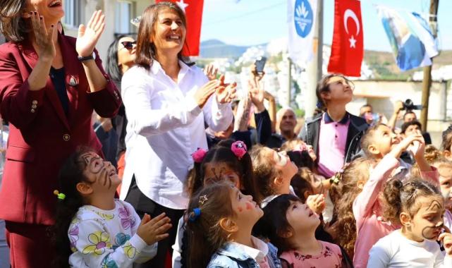 İzmir Karabağlar’da “Oyun Akademisi” açıldı