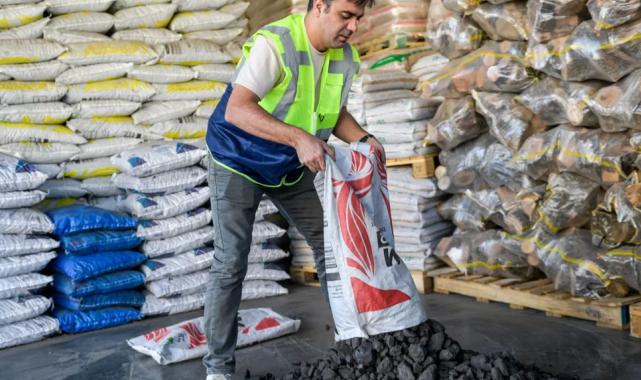 İzmir’de kömür satış yerleri ve katı yakıt kullanan apartmanlara sıkı denetim