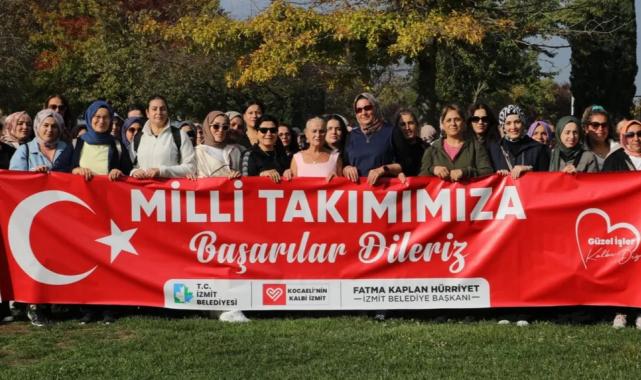 İzmitli kadınlardan Milli Takıma destek mesajı