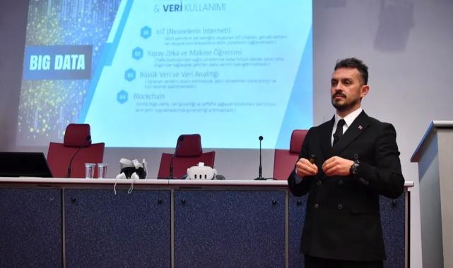 Kayseri Büyükşehir dijitalde 22 şehir arasına girdi