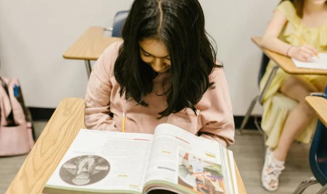 Kekemelik utanılacak değil, anlaşılması gereken bir durum