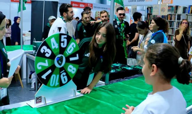 Kocaeli Kitap Fuarı’nda Yeşil-Siyah coşku​​​​​​​
