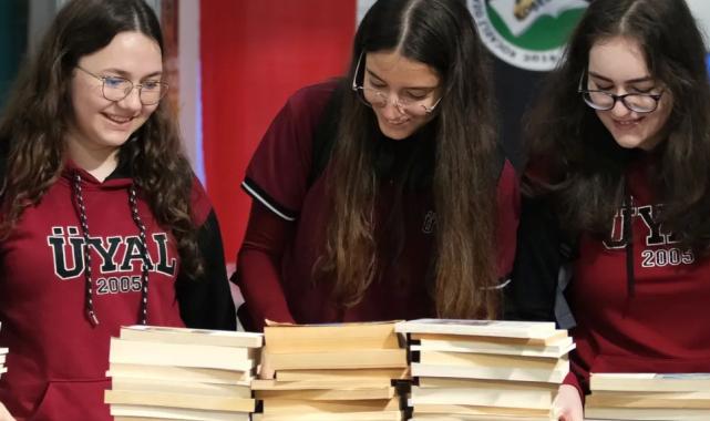 Kocaeli okuyor ve okutuyor