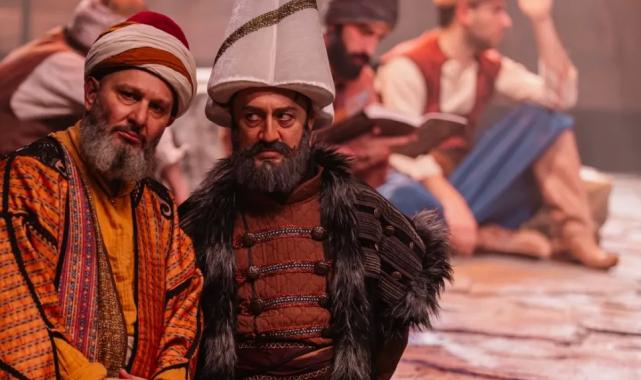 Kocaeli Şehir Tiyatroları, “Sinan” adlı oyunun prömiyerini yaptı