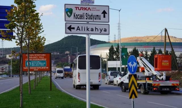Kocaeli Stadı’nın yeni isim tabelaları monte edildi