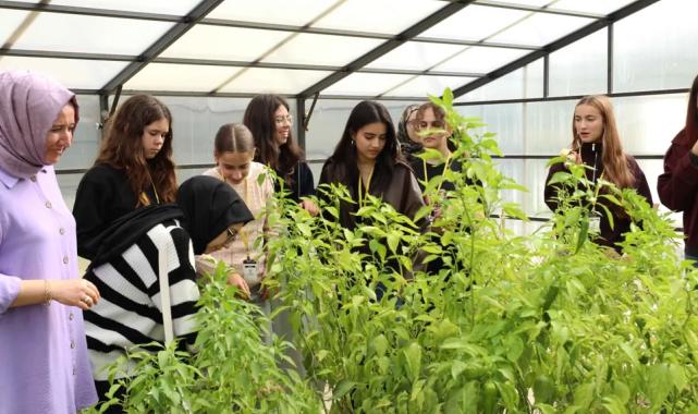 Konya Karatay Tabiat Mektebi’nde uluslararası doğa deneyimi