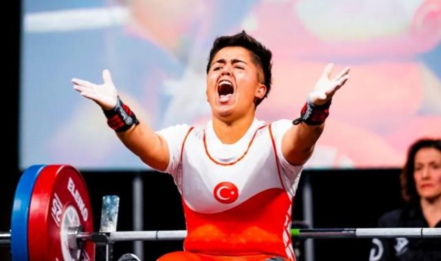 Konya Meram’ın milli gururu Besra Duman dünya ikincisi oldu