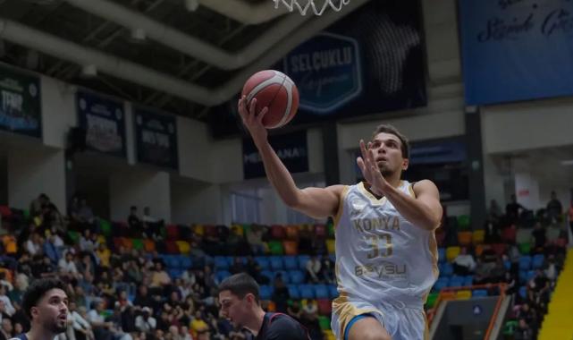 Konya pota ve filede yenilgi yüzü görmüyor