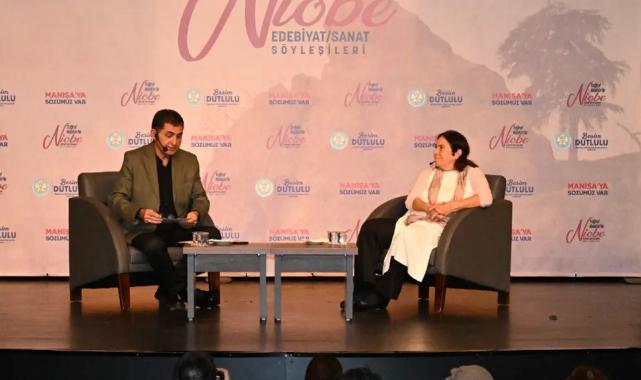 Latife Tekin Manisa’da sanatseverlerle buluştu