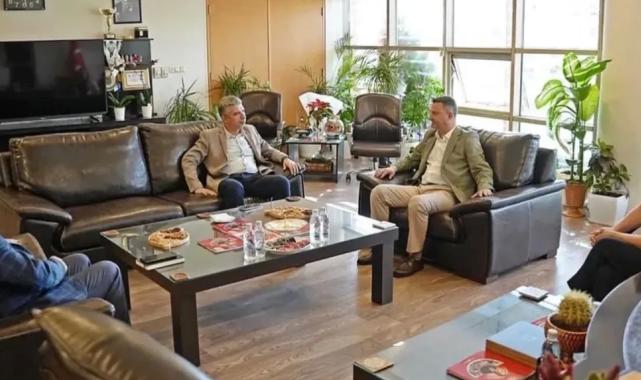 Manisa Soma’da Başkan Okur’dan Akhisar’a ziyaret