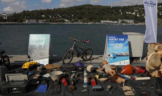 Marmara Denizi’nden neler neler çıktı? Atıklar Marmara Forum’da sergilendi