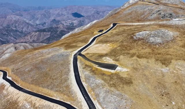 Mereto Dağı turizme açılıyor… Yol ve kilise restorasyonu hızla sürüyor