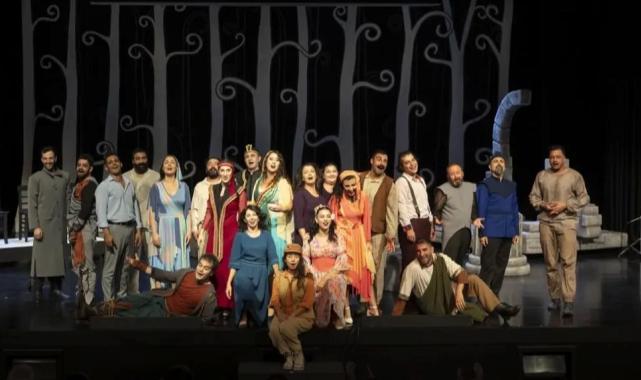 Mersin Şehir Tiyatrosu 25. Sezonunu açtı